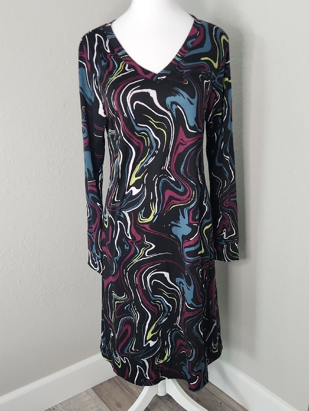 NWT Lularoe Emily Women’s V-Neck Long Sleeve Abstract Swirl Dress - Black/Multi